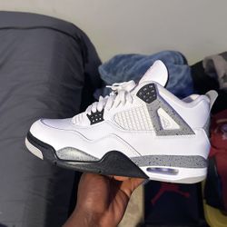 Jordan 4 Retro White Cements 