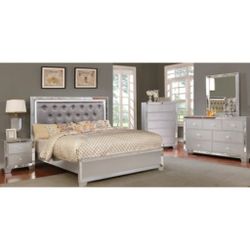 Queen Bedroom Set