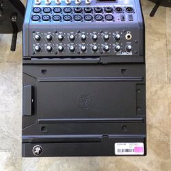 Mackie D1608 16 Channel iPad Controlled Digital Mixer