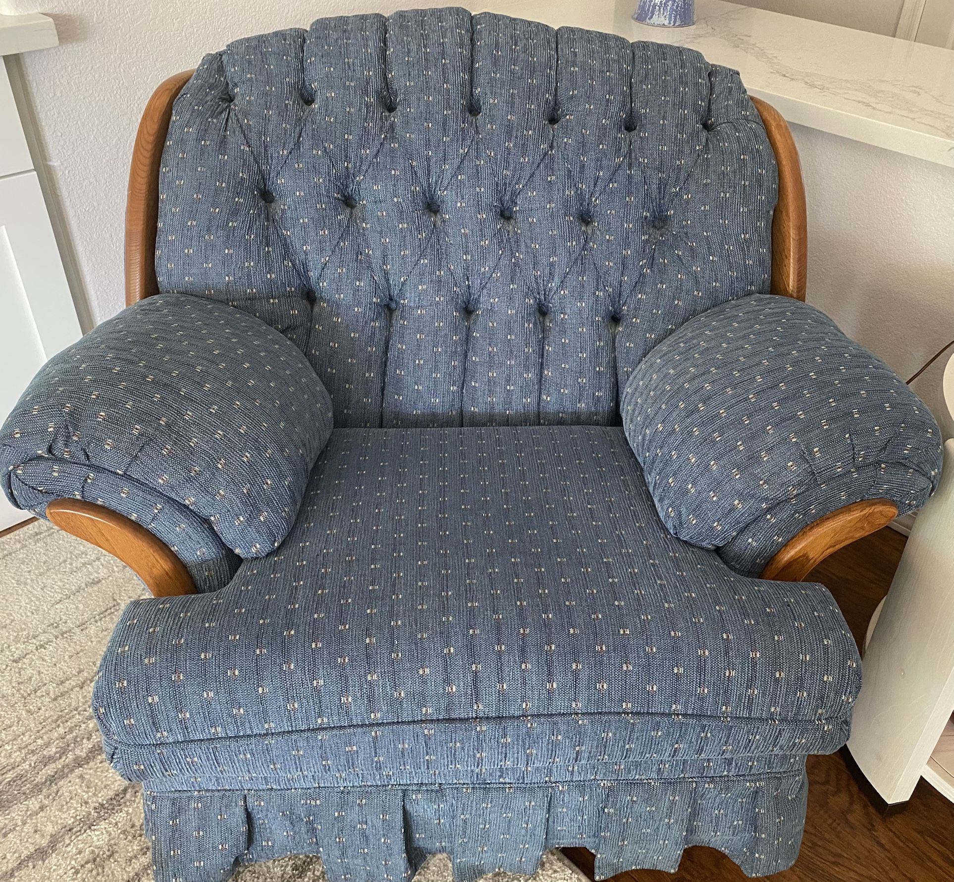 Slightly Oversized Very Comfy Chair
