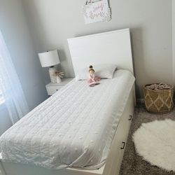 Twin Size Farm Style Bed 