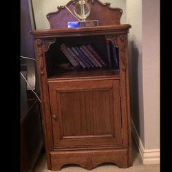  Nightstand/End Table 
