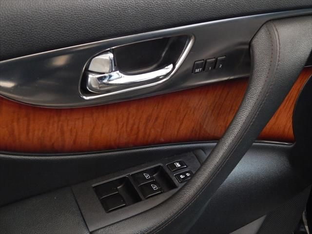 2010 INFINITI FX35
