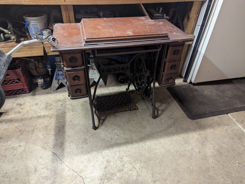 Singer Sewing Machine Table