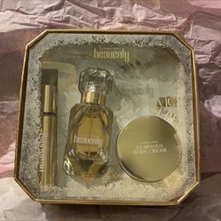 Women’s Victoria Secrets Heavenly Perfum 3 Piece Set 