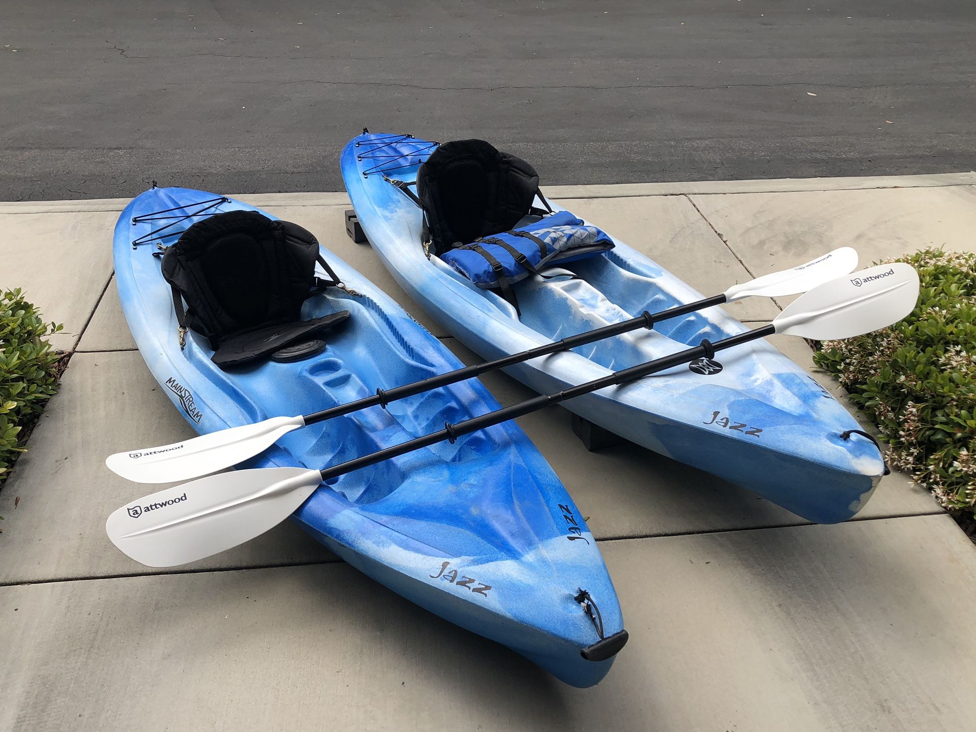 Kayaks …. Mainstream Jazz!