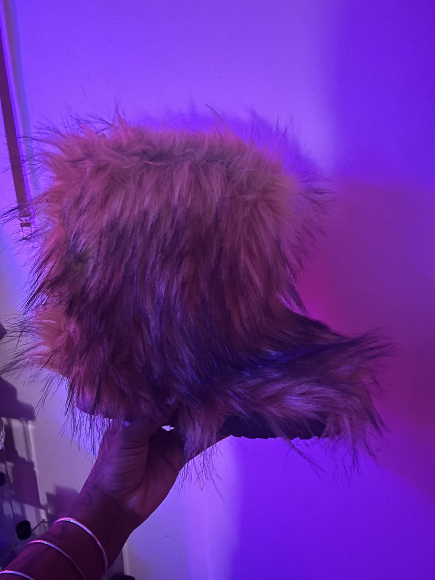 fur boots
