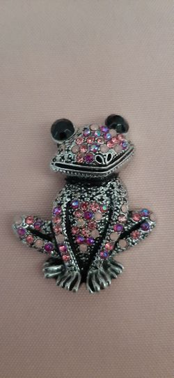 Silvertone Frog Brooch/Pin, pink stones.