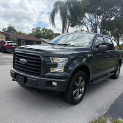 2017 FORD F150 XLT SUPERCREW CAB PERFECR LONG BED