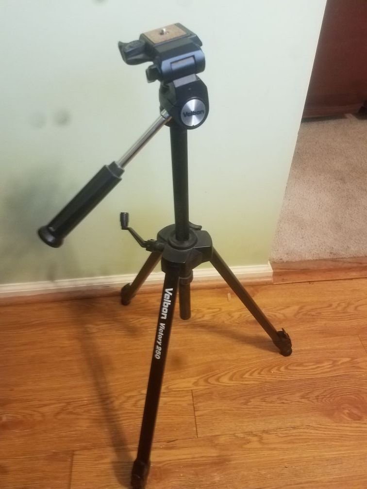 Velbon Victory 250 Tripod With Quick Release