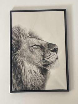 Lion print wall art