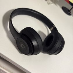 Beats Solo 4