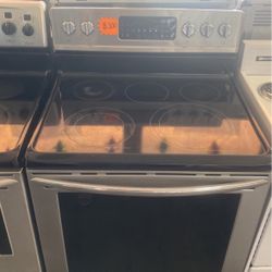 Frigidaire Gallery Electric Stove