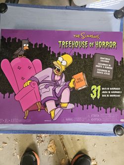 The Simpsons Treehouse Of Horror 31-day Halloween Advent Calendar With Exclusive Figures And Pop Up Play Background