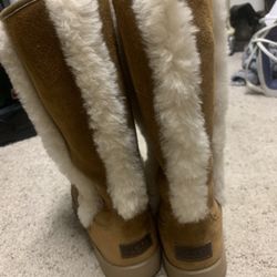 UGG Boots, Size 8/8.5