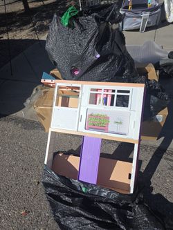 Barbie House ***Free***