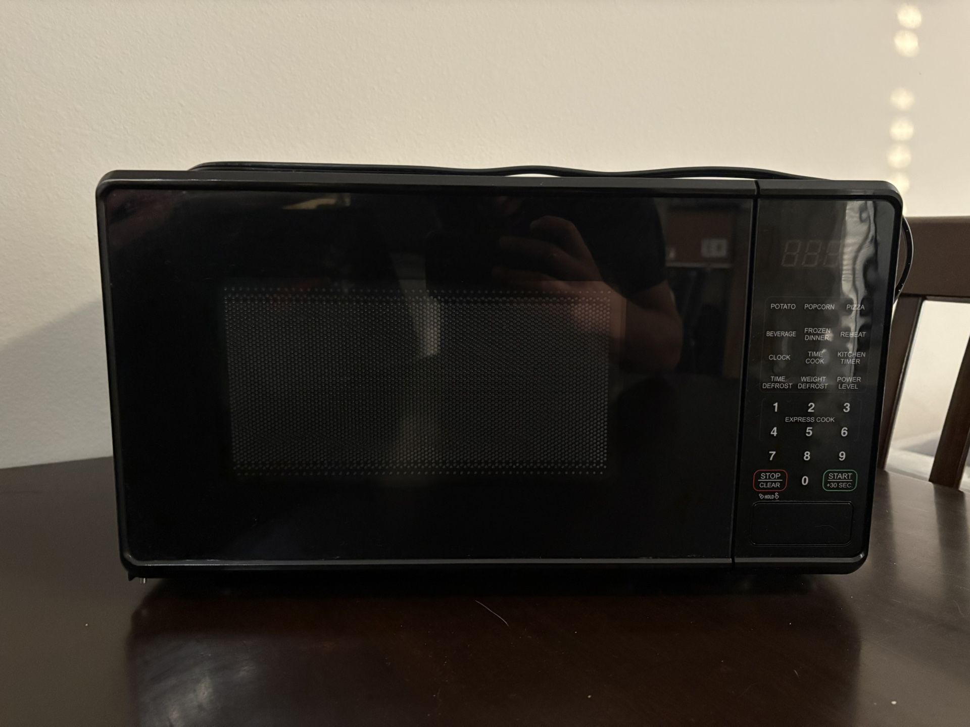 Black Countertop Microwave Oven