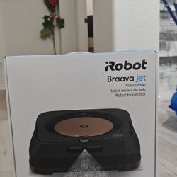 Braava Jet m6 – Premium Robot Vacuum & Mop Barely Used And. Excellent  Condition 