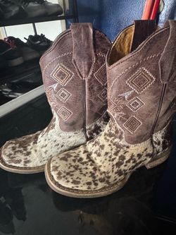 Boys cowboy boots