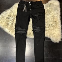 Amiri Jeans 