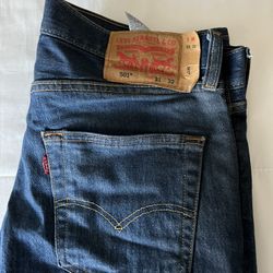 Levi’s Pants