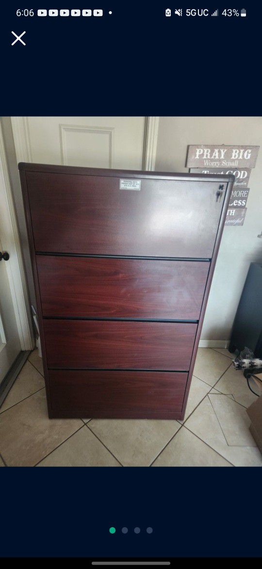 File Cabinet With 4 Drawers and a Key