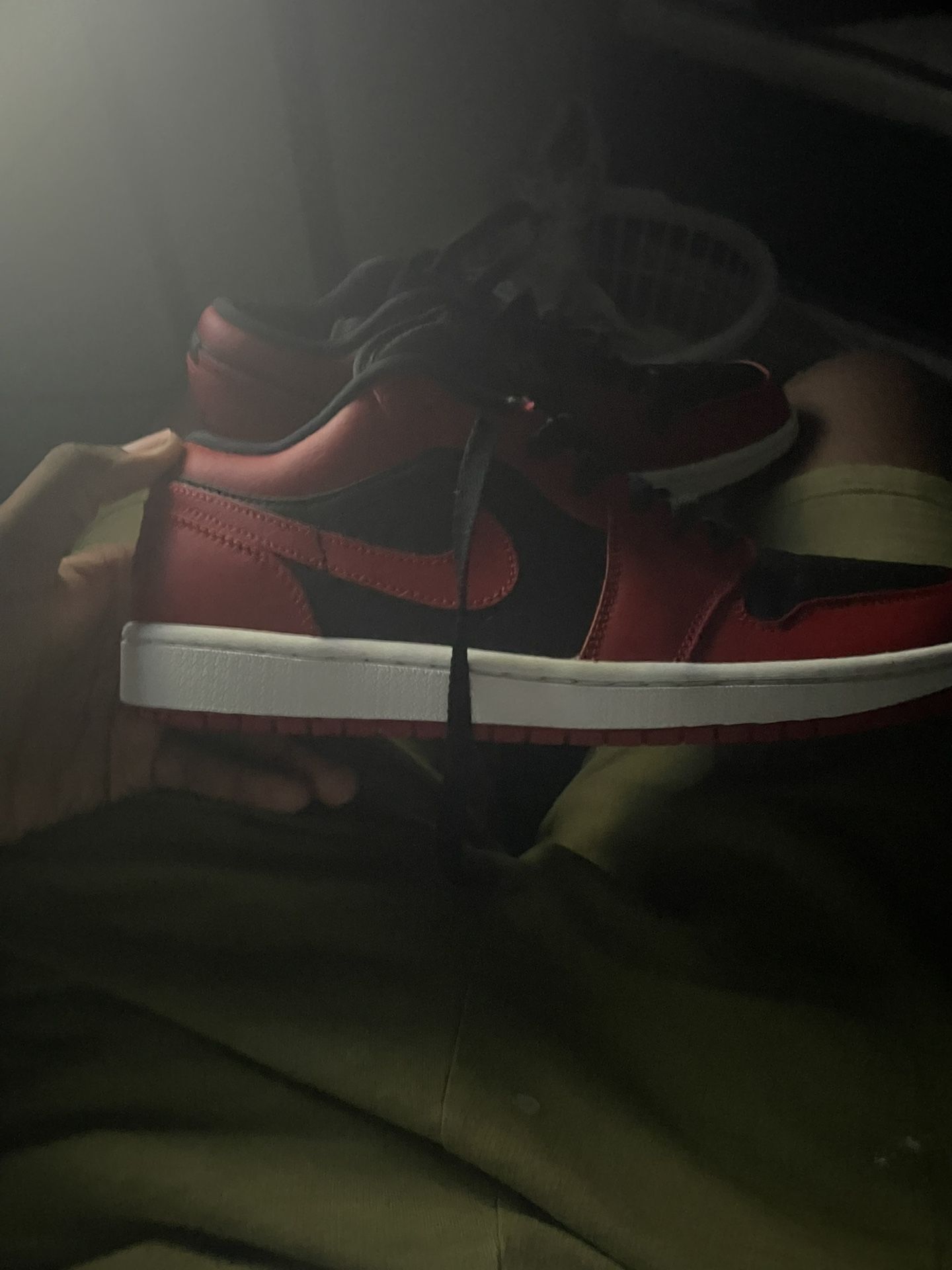 Nike Air Jordan 1 Low Reverse Bred