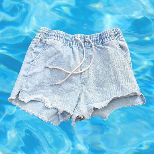 Women's (Junior's) Celebrity Pink Jean Shorts 