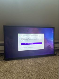 High sense 37 inch TV smart TV Roku