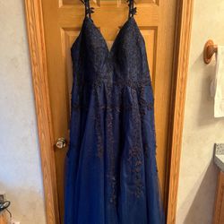 Plus Size Prom Dress Size 22 Tulle A Line - Blue