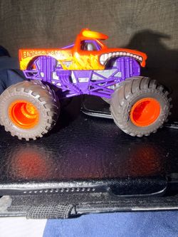Monster Jam El Toro Loco Die-Cast Truck