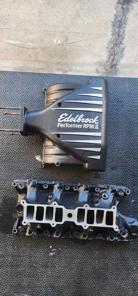 5.0 Mustang Edelbrock Performer RPM II 2 EFI INTAKE