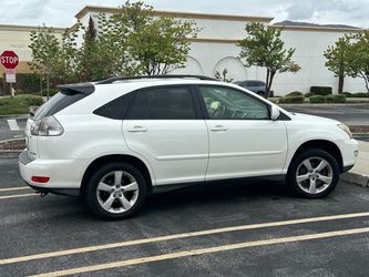 2004 Lexus $2700