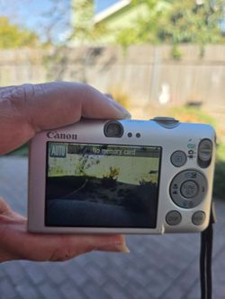 Fully Working Vintage Canon PowerShot SD1200 IS Digital Camera + Charger