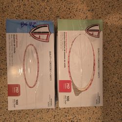 Size MEDIUM Vinyl Gloves
