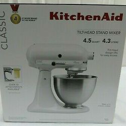 KitchenAid 4.5 Qt. White Tilt-Head Stand Mixer - K45SSWH