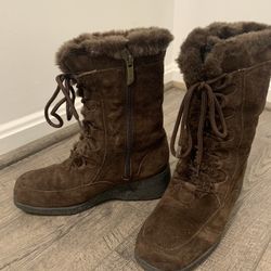 Khombu Winter Bots Women Size 7