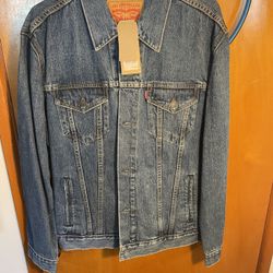 Levi’s Denim Jacket 