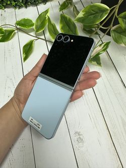 Galaxy Z Flip6 (Unlocked) 512GB 