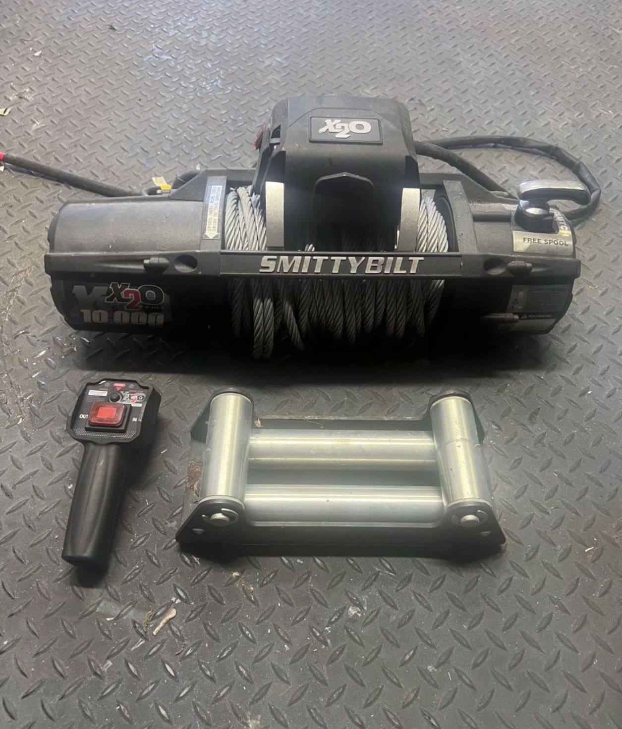 Smittybilt winch x20 10k waterproof wireless
