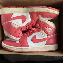 Air Jordan Retro 1 Women’s Sz 6.5 (DS) 