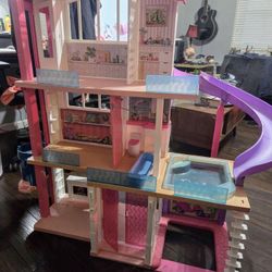 Barbie Dreamhouse 2018
