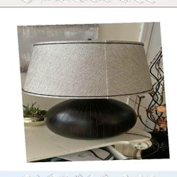 Chic Interior Lamp - Matches Any Home Style throw health