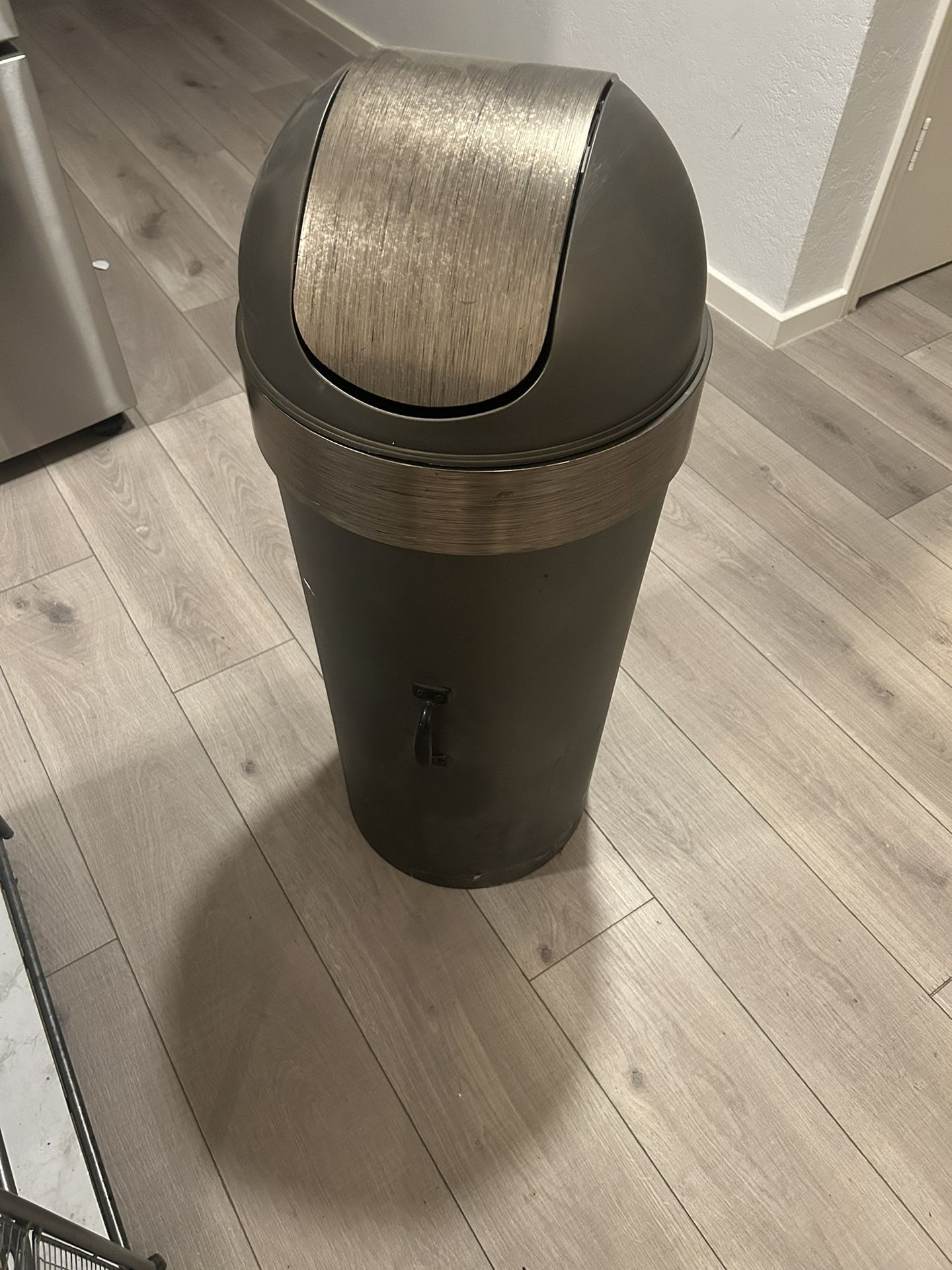 Umbra Trash Can