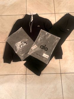 Alo quarter zip up/ Size large/ $100