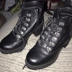 New Leather Zip Up Lace Boots Size 7 Only $30