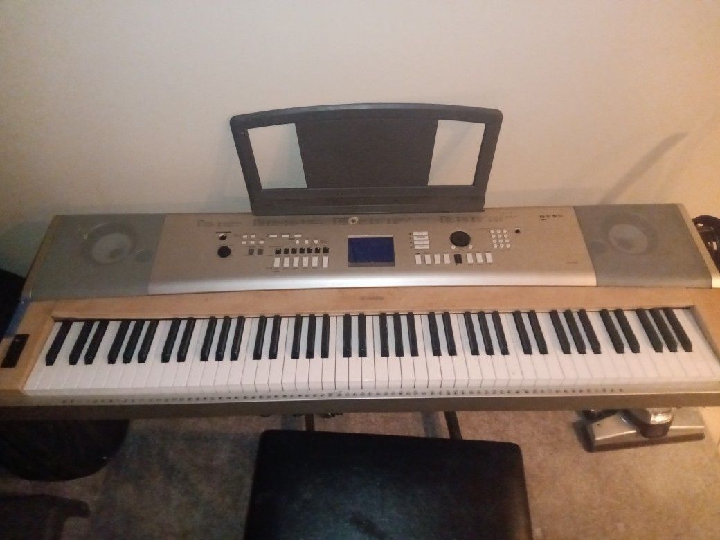 Yamaha YPG 635 88key Portable Grand Piano 