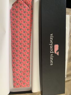 Vineyard Vines NFL Super Bowl LIV edition necktie.