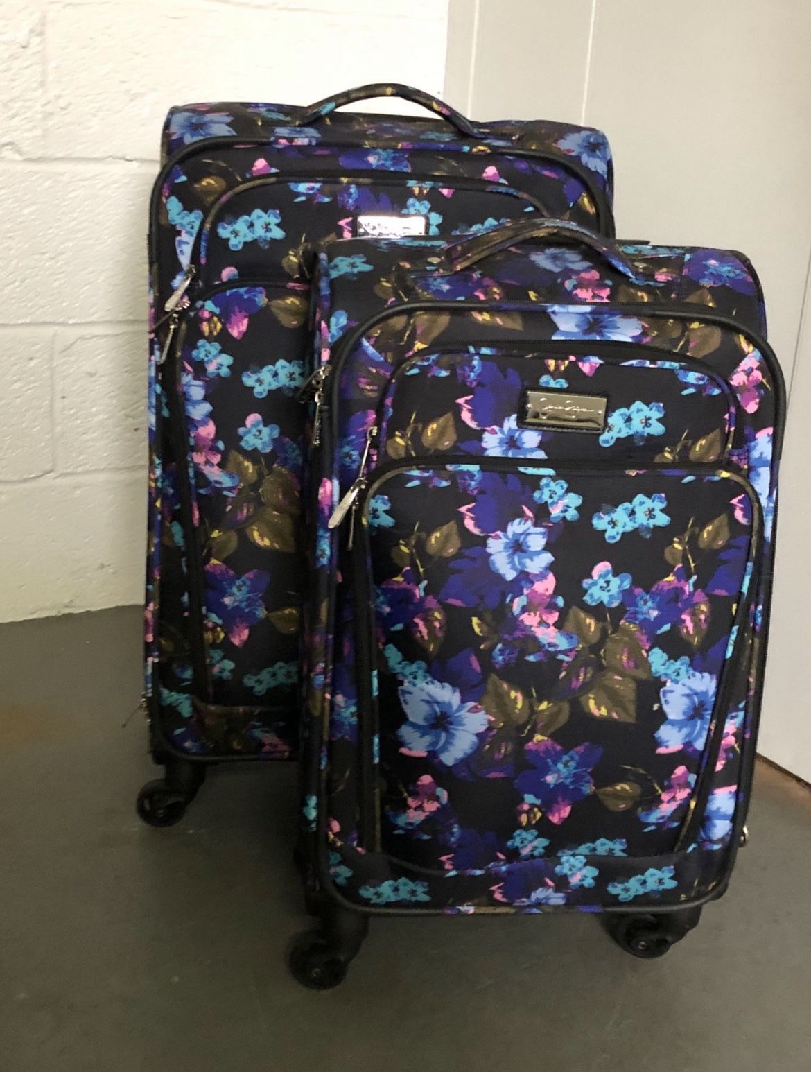 Jessica Simpson luggage set