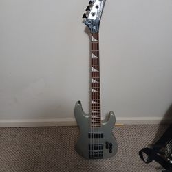 Jackson 5 string bass
